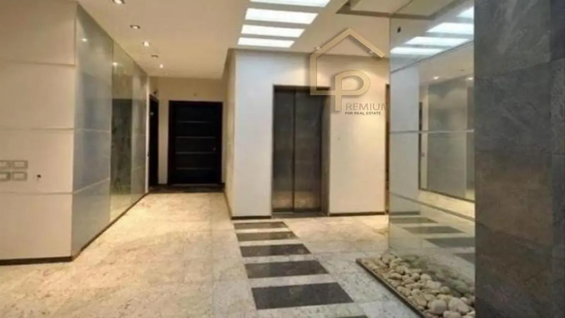 Luxury Apartment for Rent in Palm Parks