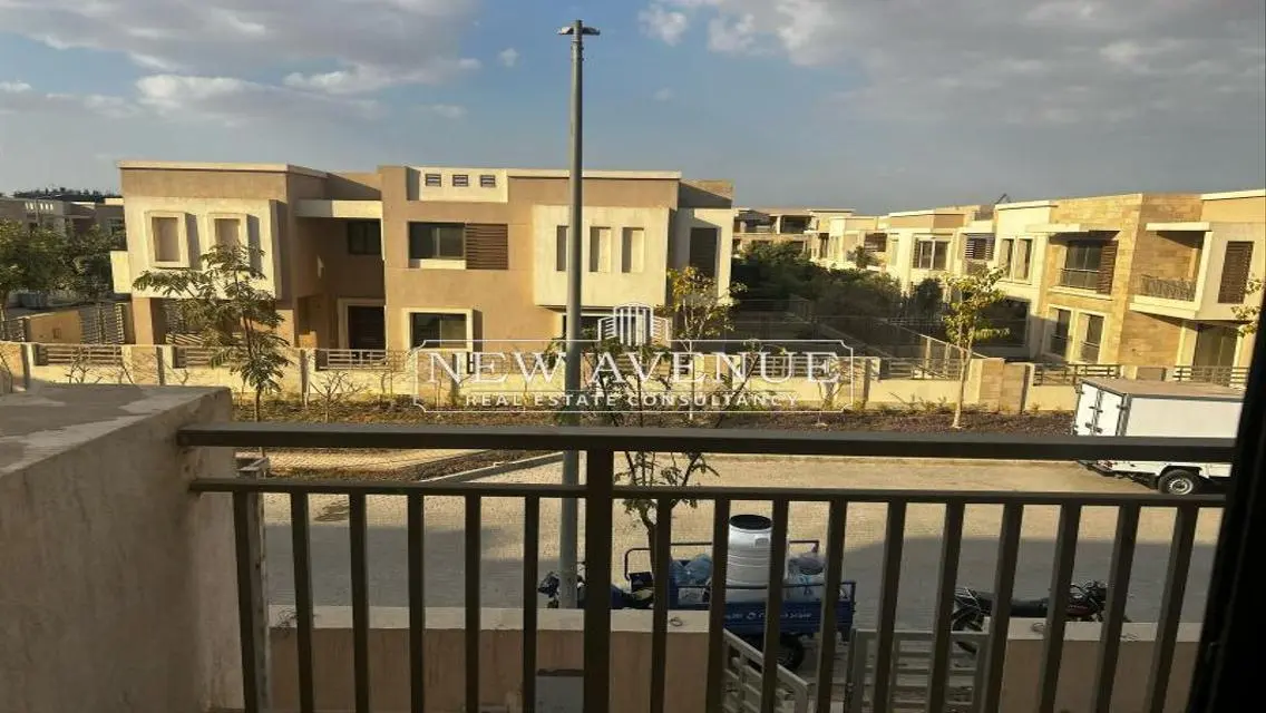 The Best Location Townhouse Corner High end finishing