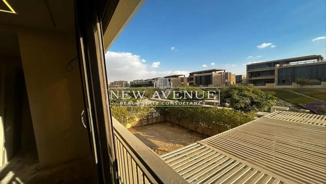 The Best Location Townhouse Corner High end finishing
