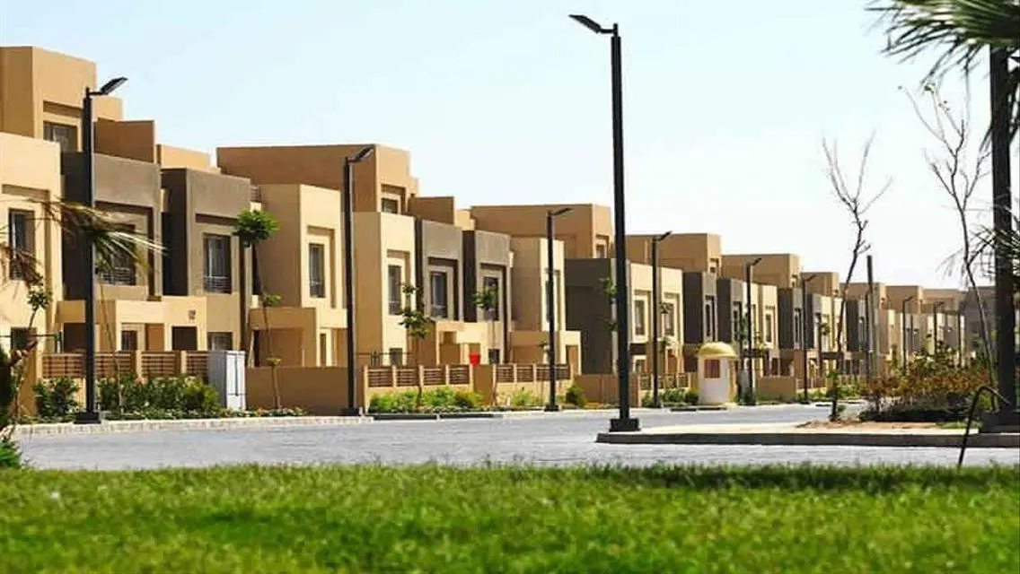 Luxury Apartment for Sale with Stunning Lake View