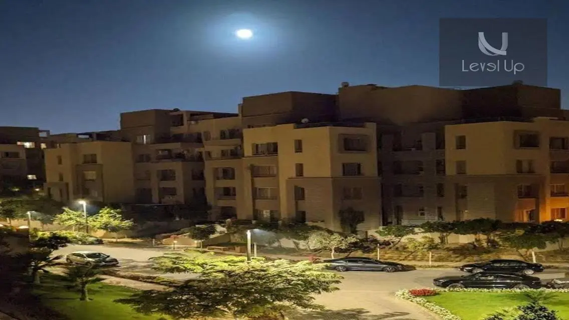 بنتهاوس للبيع مساحة واسعة بسعر لقطة في فيلدج جيت