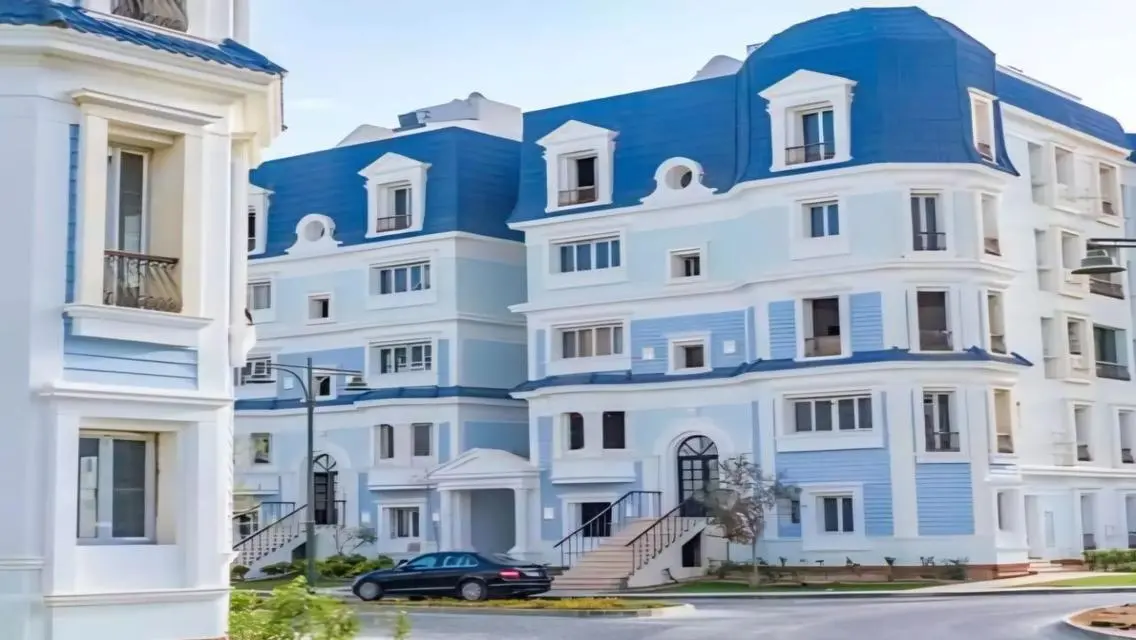 للبيع اي فيلا فى كمبوند ماونتن فيو هايد بارك