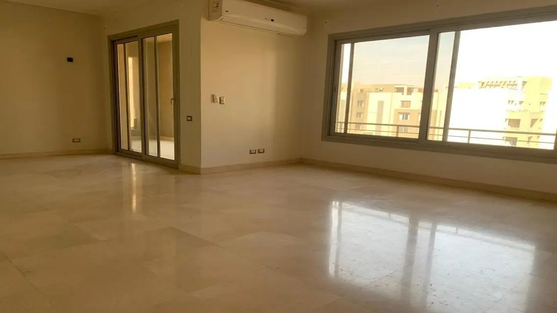 Apartment 151m - kitchen &amp; Ac&#39;s - Village Gate