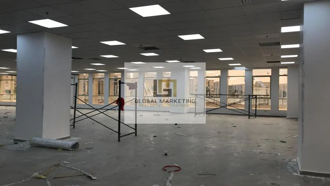 Building for rent (for International Companies)