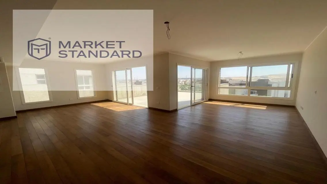 Fully finished Penthouse Roof For Sale in Soleya