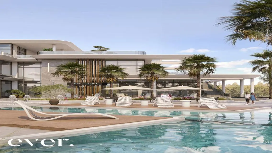 Villa with 250 sqm Garden in New Cairo 10Yrs Inst
