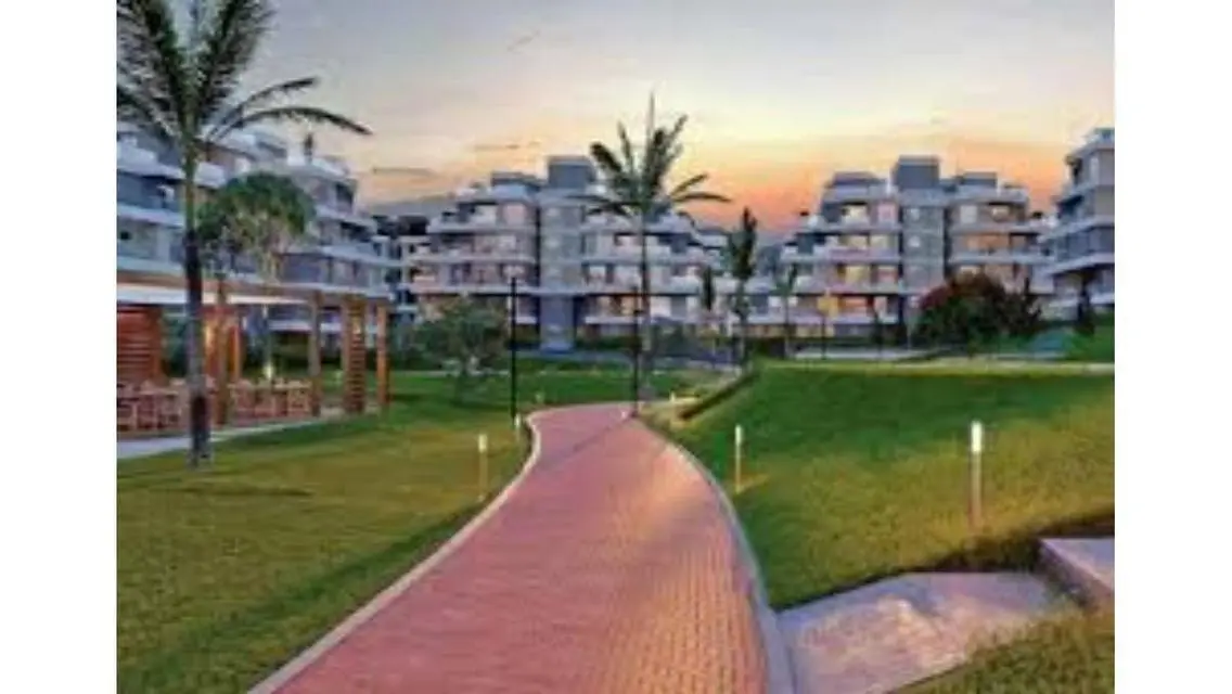 شقه للايجار في غرب الجولف