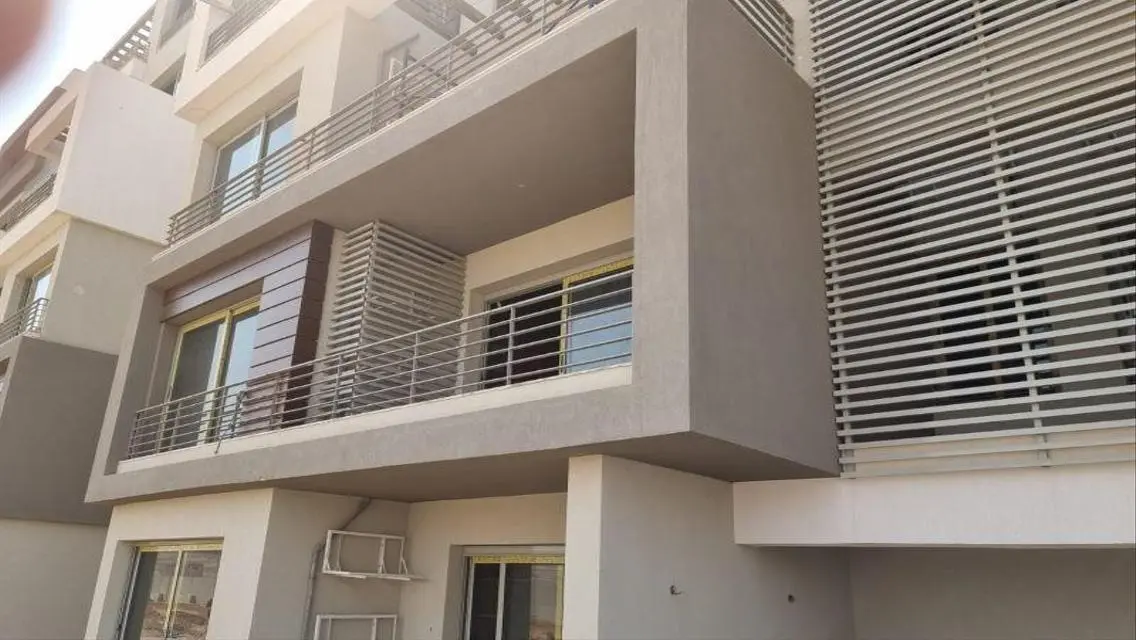 Stunning Central Air-Conditioned Apartment for Sale in Prime Location