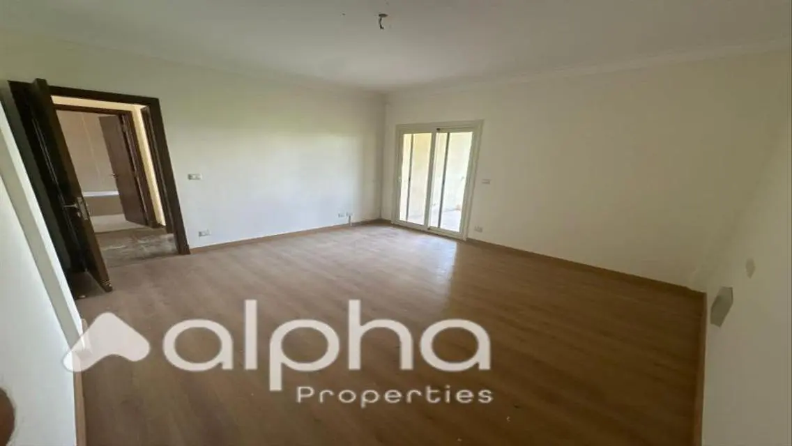 Townhouse for sale fully finished in Grand Heights