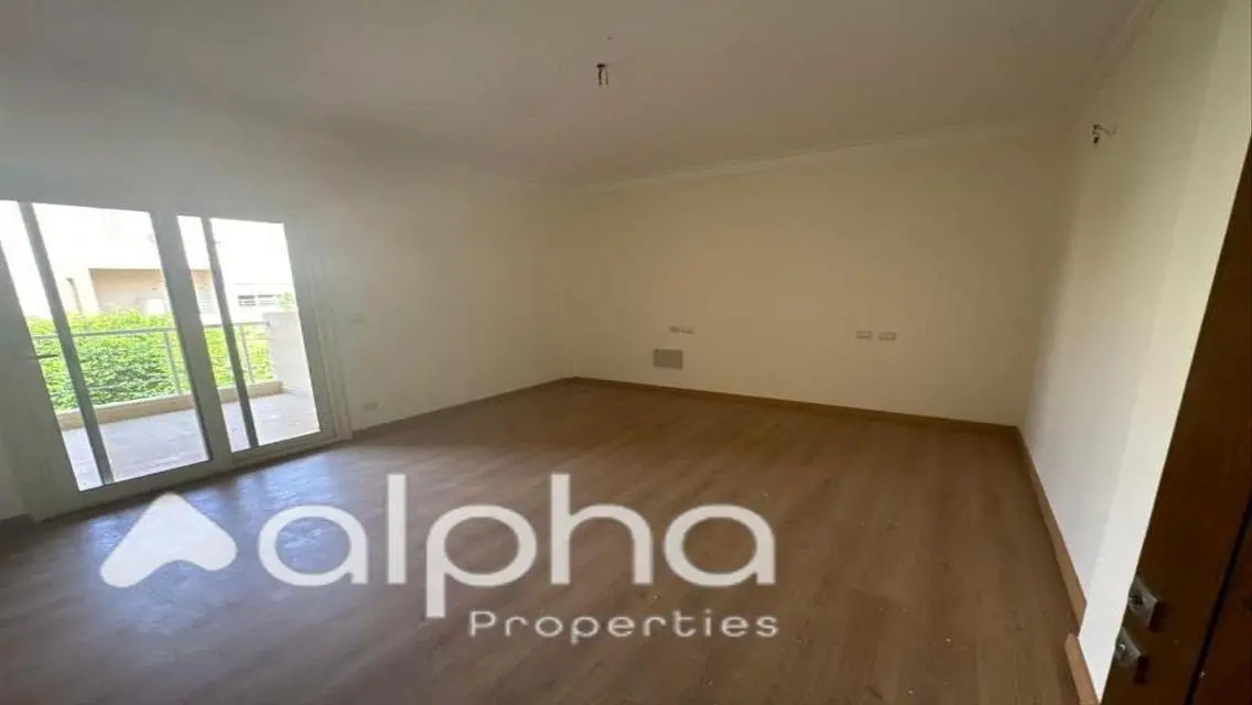 Townhouse for sale fully finished in Grand Heights