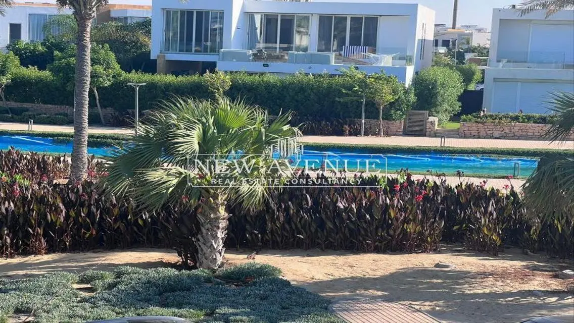 villa sea view 5 bedrooms 2nd row sea with caibna