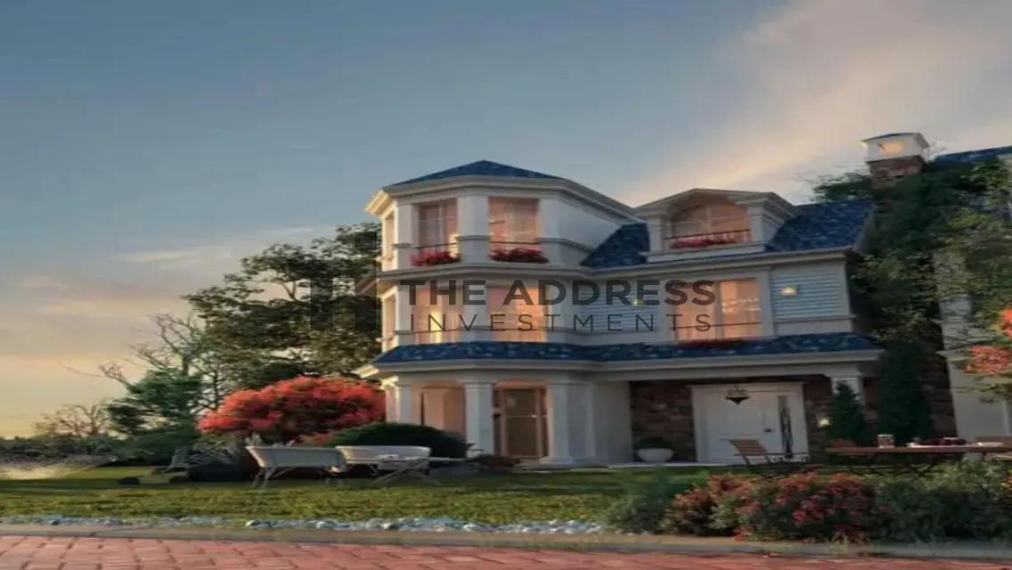 Luxury Villa with Private Garden and Pool