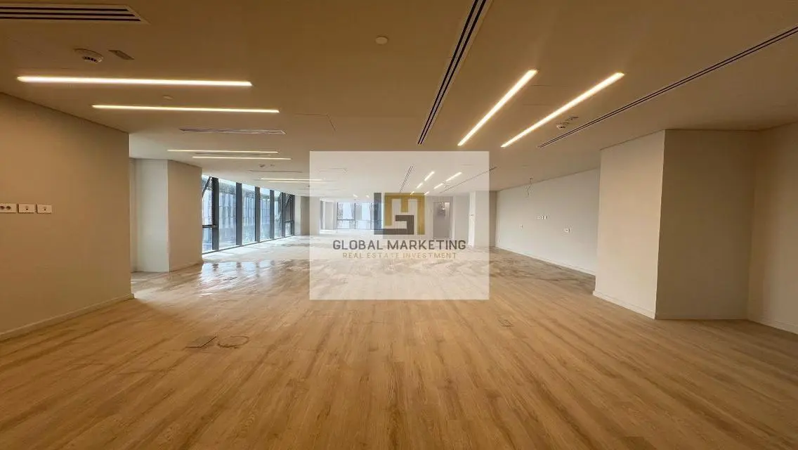 Finished Office 600 sqm in UVenues Next to 5A