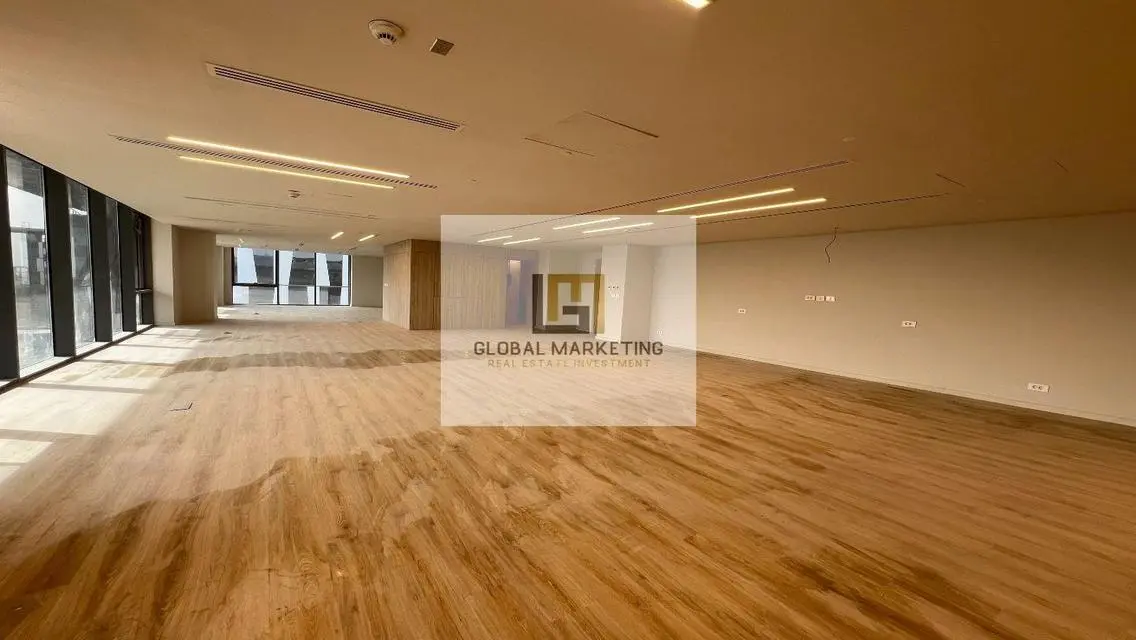 Finished Office 600 sqm in UVenues Next to 5A