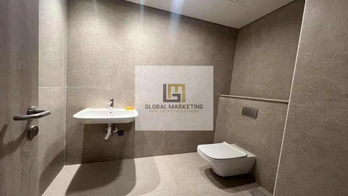 Finished Office 600 sqm in UVenues Next to 5A