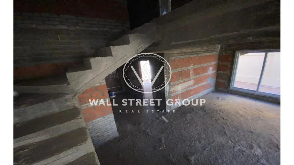 Twin House for sale 270m+130m garden in  El patio