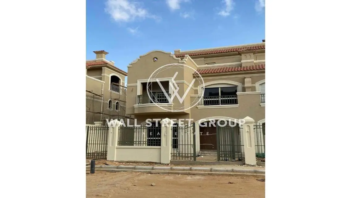 Twin House for sale 270m+130m garden in  El patio