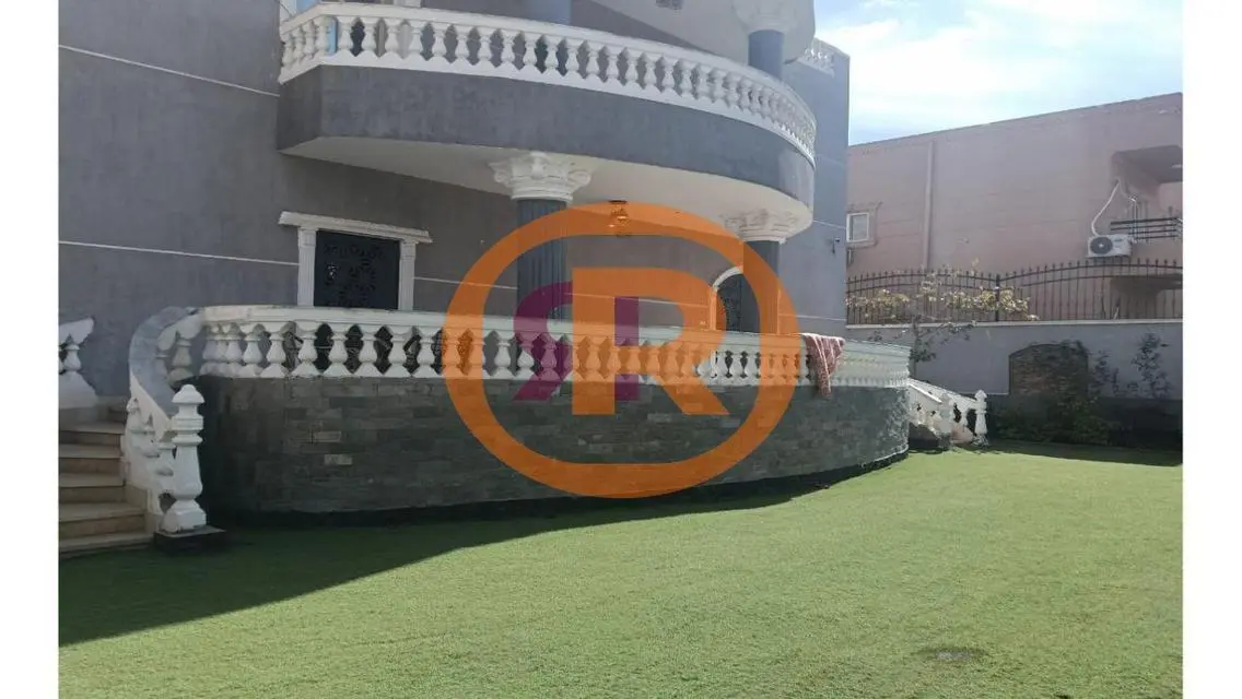 لقطه للبيع فيلا متشطبة الترا لوكس بمدينة بدر