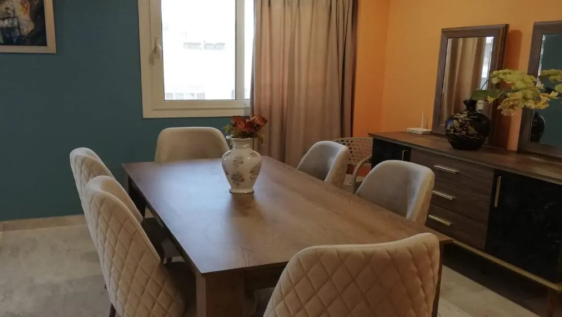 Luxury Apartment Near AUC