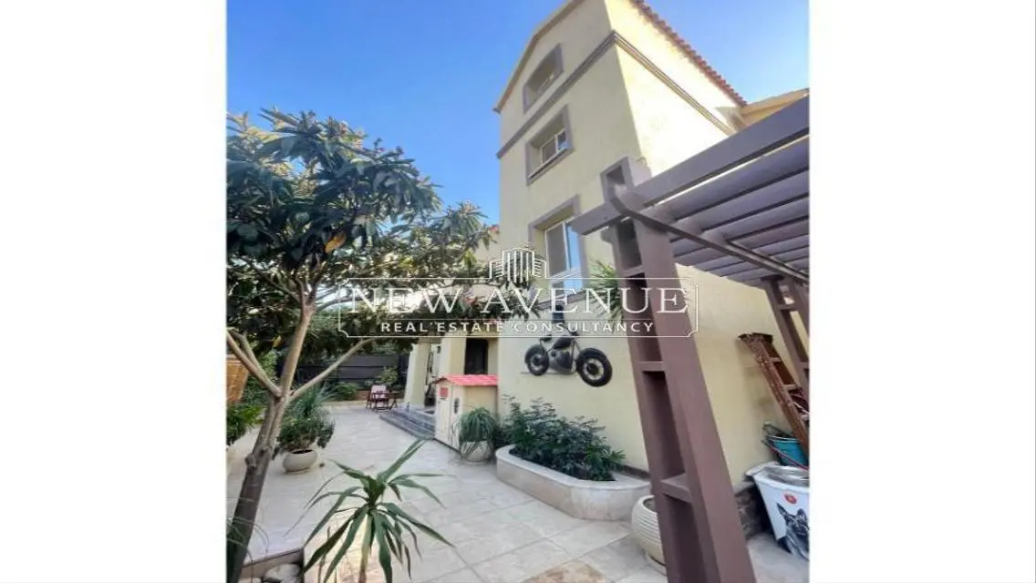 Finished Villa with private pool in Madinaty