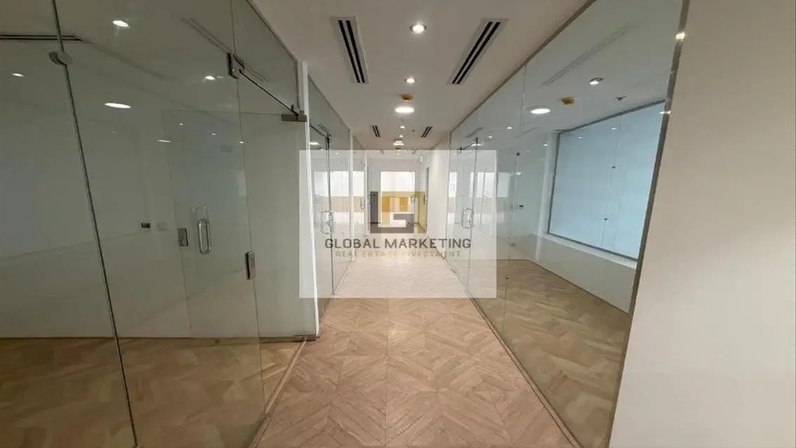Premium Property of 400 sqm in a Multi-National Area