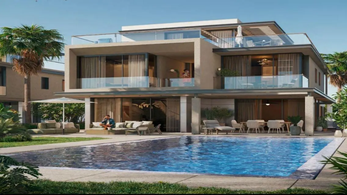 Luxury Property in PX with Private Garden and Shared Pool
