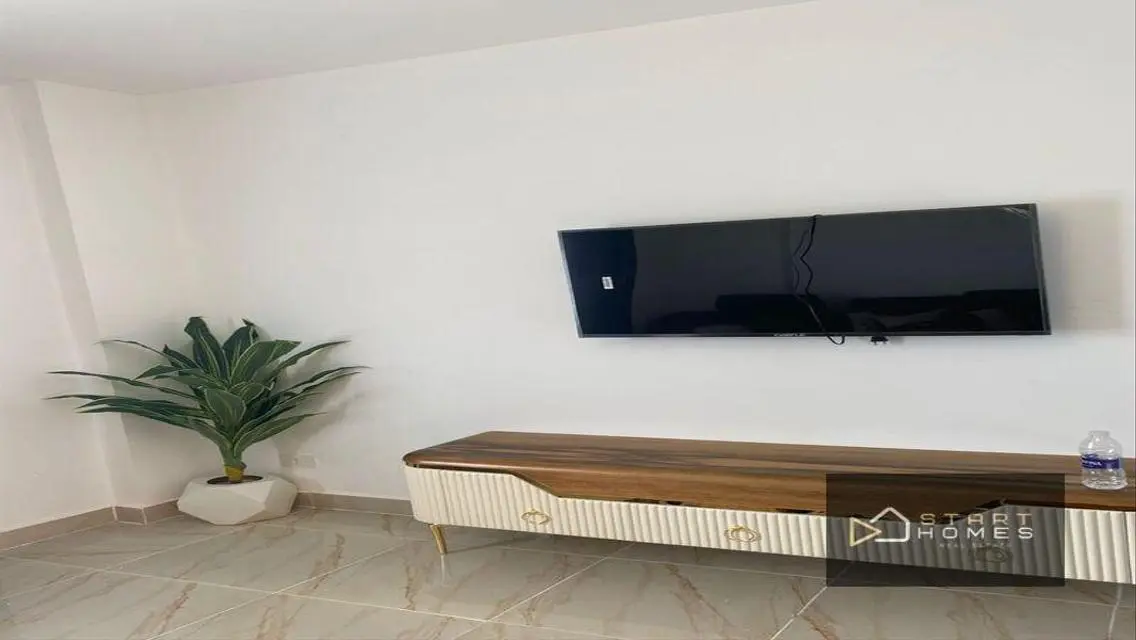 شقة حديثة للاقتراض بمساحة متر