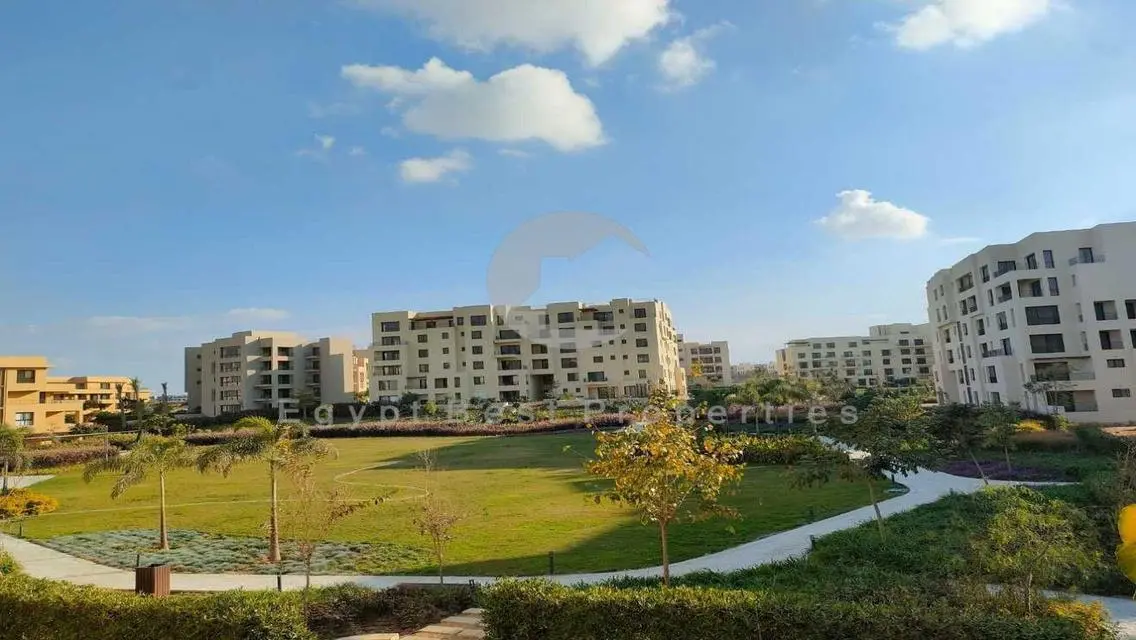 FOR SALE RTM 3BEDROOM APARTMENT @OWEST BEST PRICE