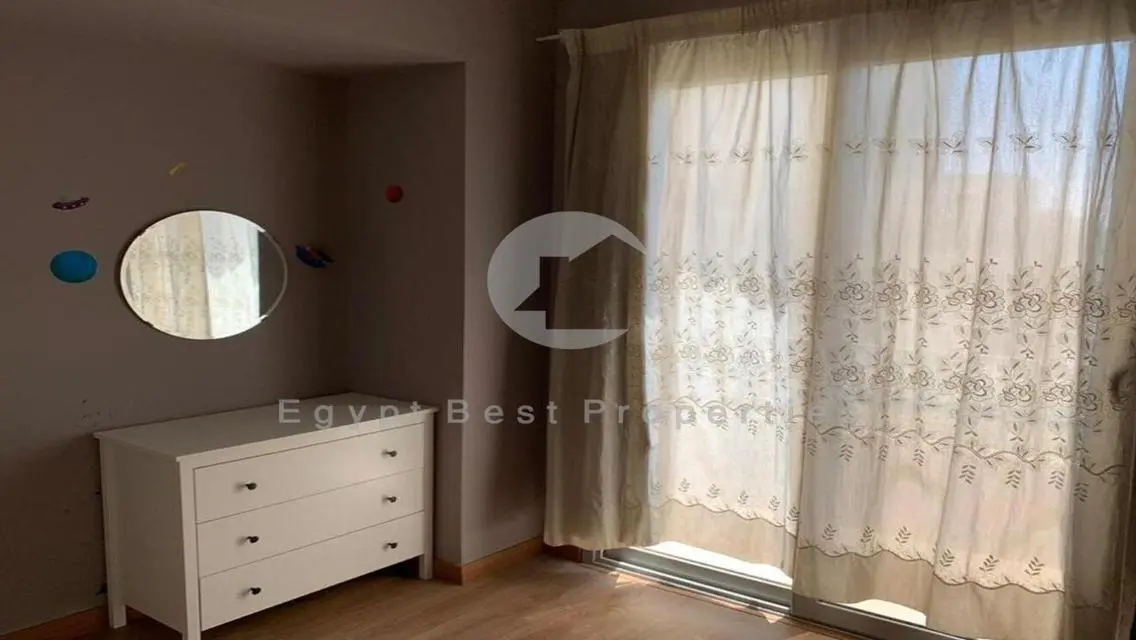 للبيع دوبلكس جاهزة للسكن بافضل سعر في بالم باركس