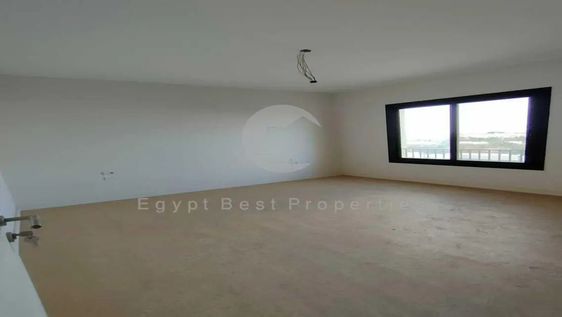 FOR SALE RTM 3BEDROOM APARTMENT @OWEST BEST PRICE
