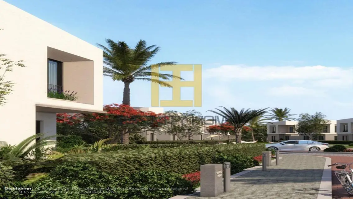 ready to move Villa in taj city prime location