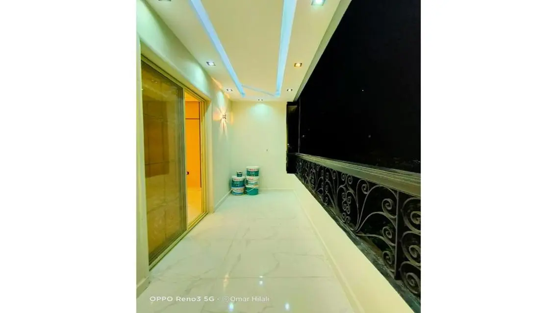 للبيع شقه واجهه بحدايق الاهرام بجوار الخدمات      