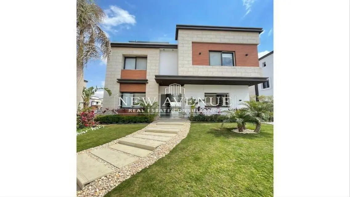 Delivered Twinhouse 305m with installments