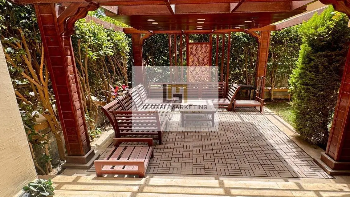 Furnished apartment with garden for rent Mivida .