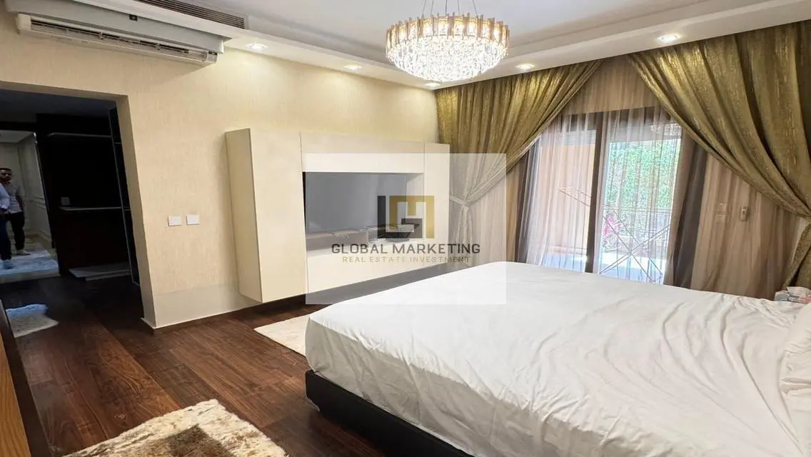 Furnished apartment with garden for rent Mivida .
