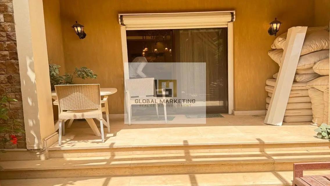 Furnished apartment with garden for rent Mivida .