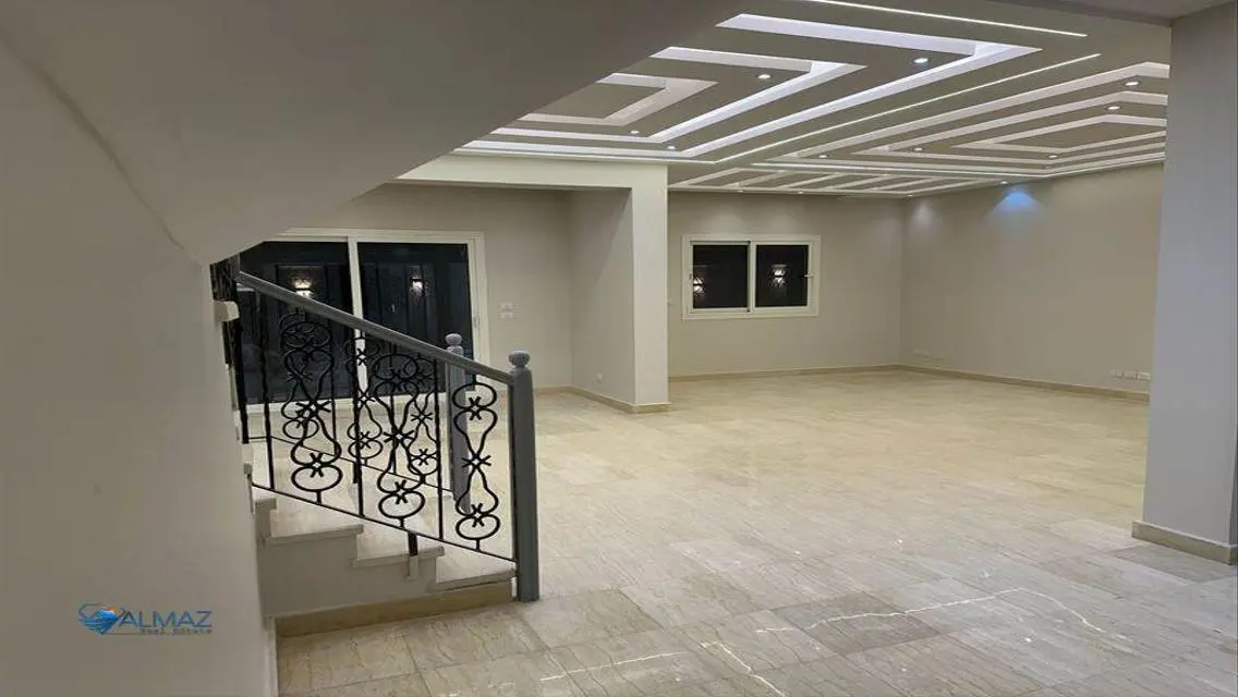 فيلا للايجار في الرحاب 2 في مجموعه 26