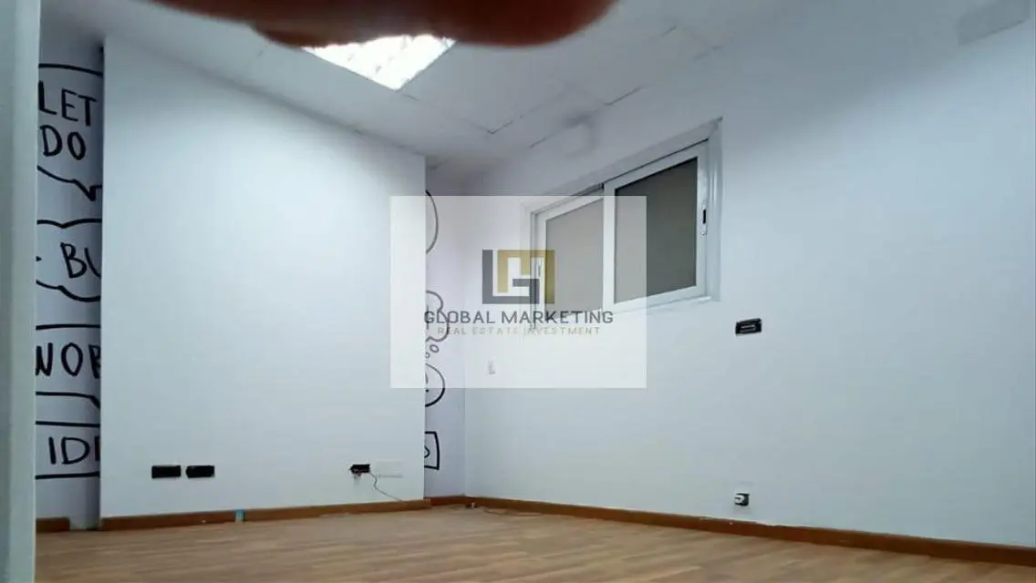 Finished Office 220m for rent in Teseen