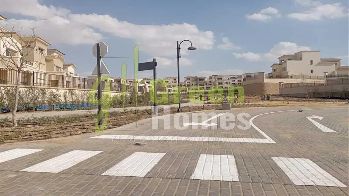 Fully Finished Townhouse for Sale in Uptown Cairo