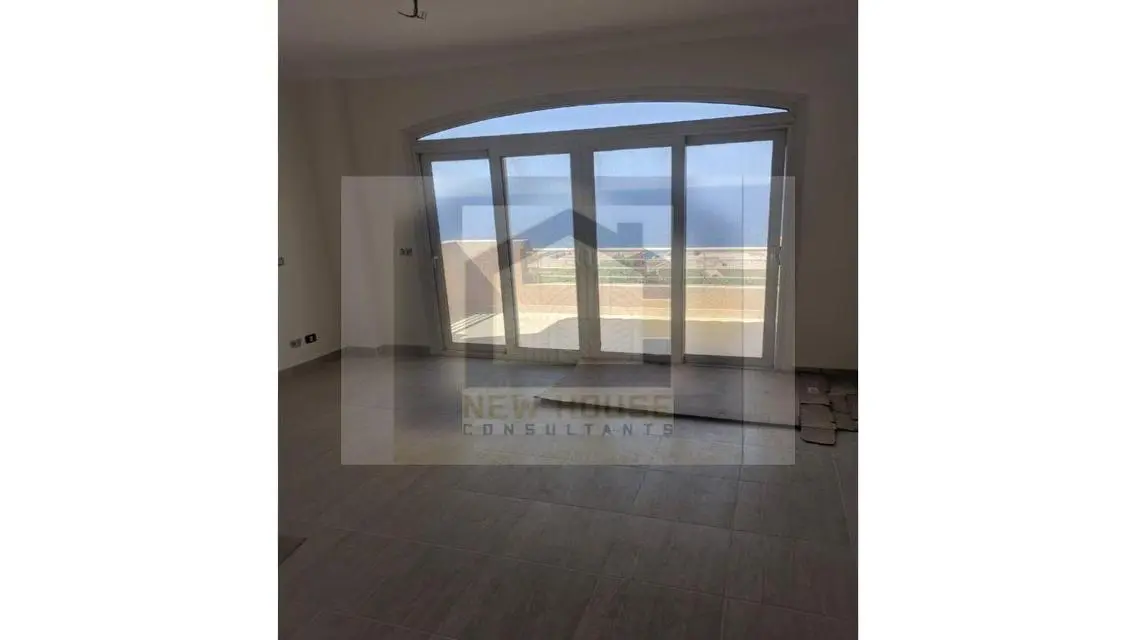 Twin house Ready to move Telal Elsokhna Sea View