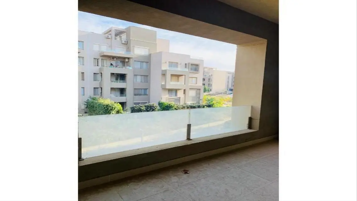 Apartment 155m - kitchen &amp; Ac&#39;s - Village Gate