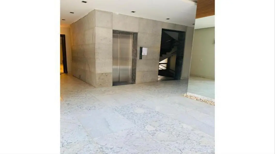 Apartment 155m - kitchen &amp; Ac&#39;s - Village Gate
