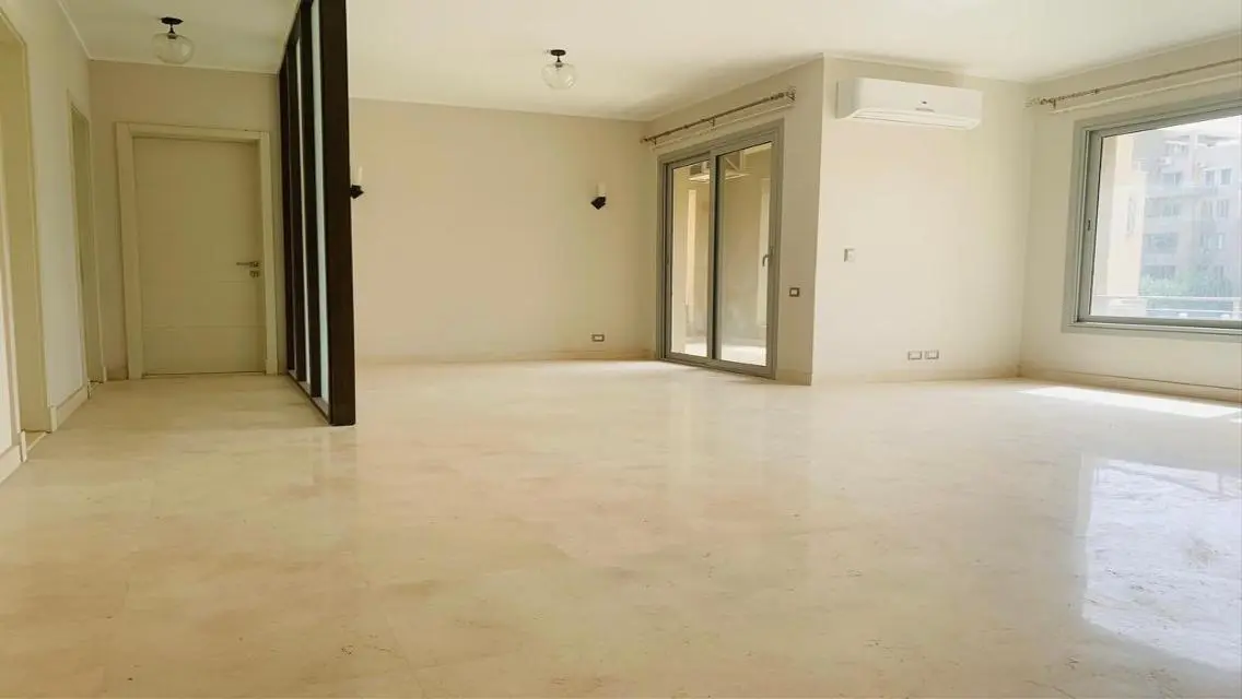 Apartment 155m - kitchen &amp; Ac&#39;s - Village Gate