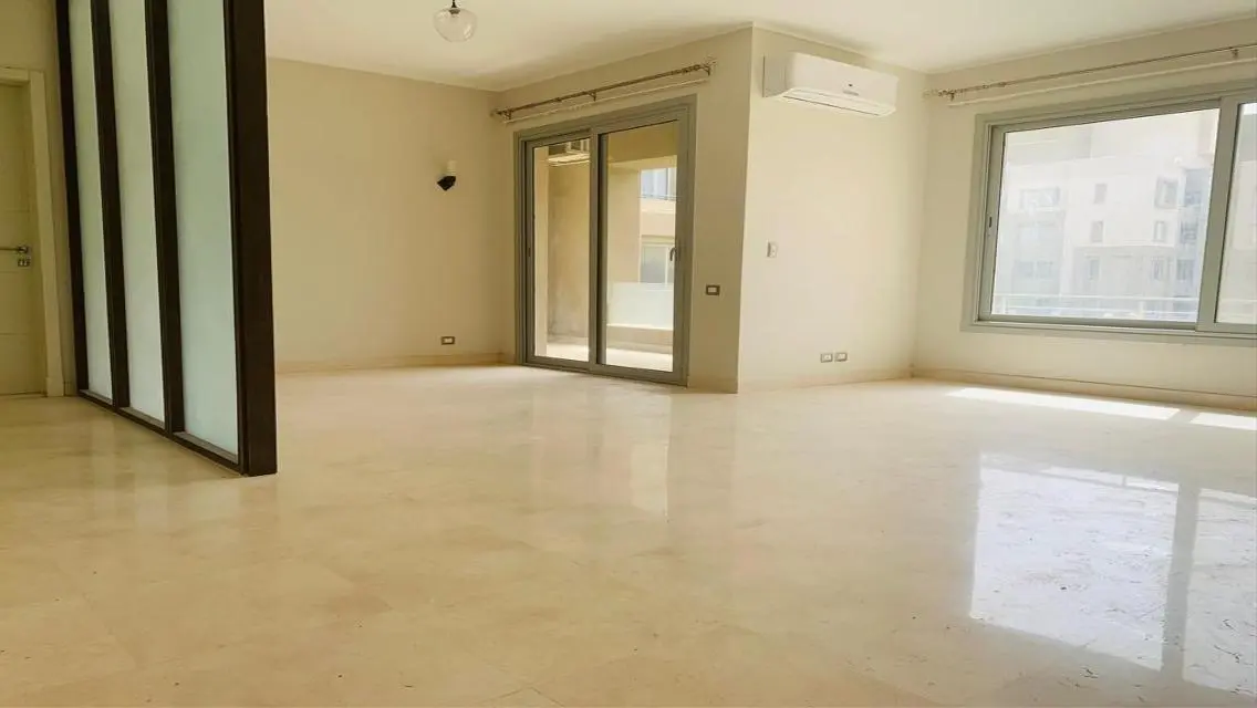 Apartment 155m - kitchen &amp; Ac&#39;s - Village Gate