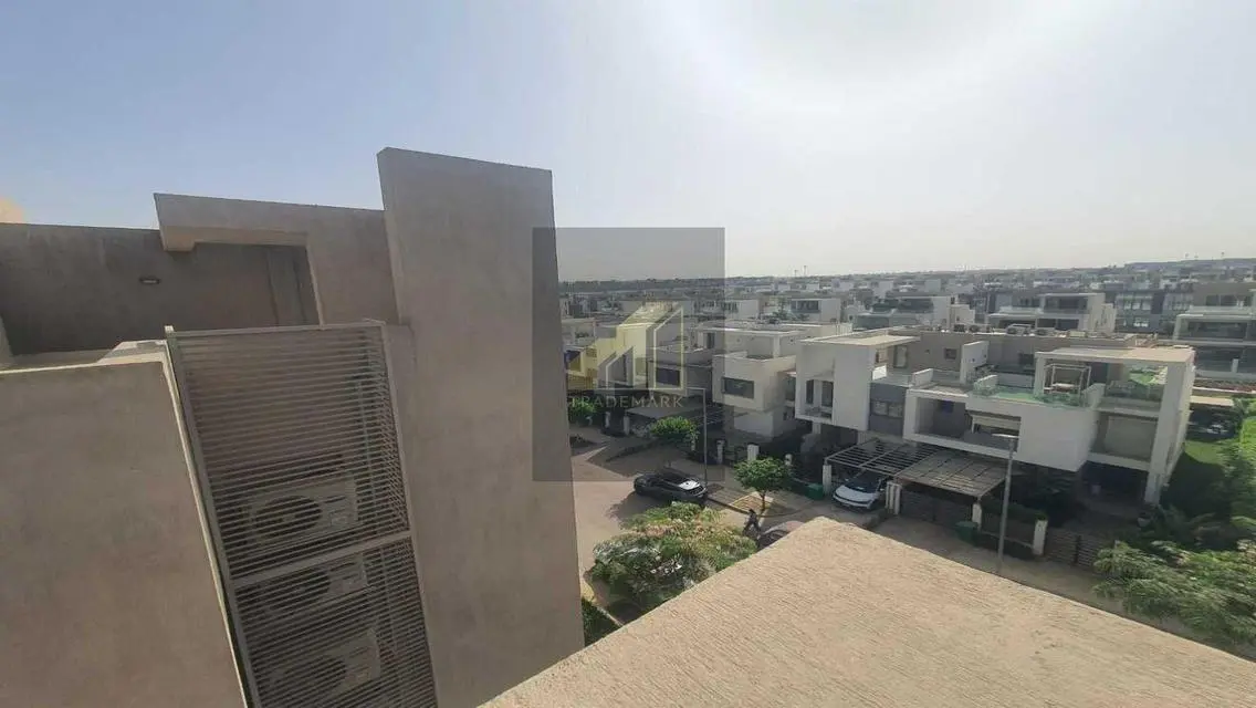 penthouse 175 m fully finished with ac/s low price