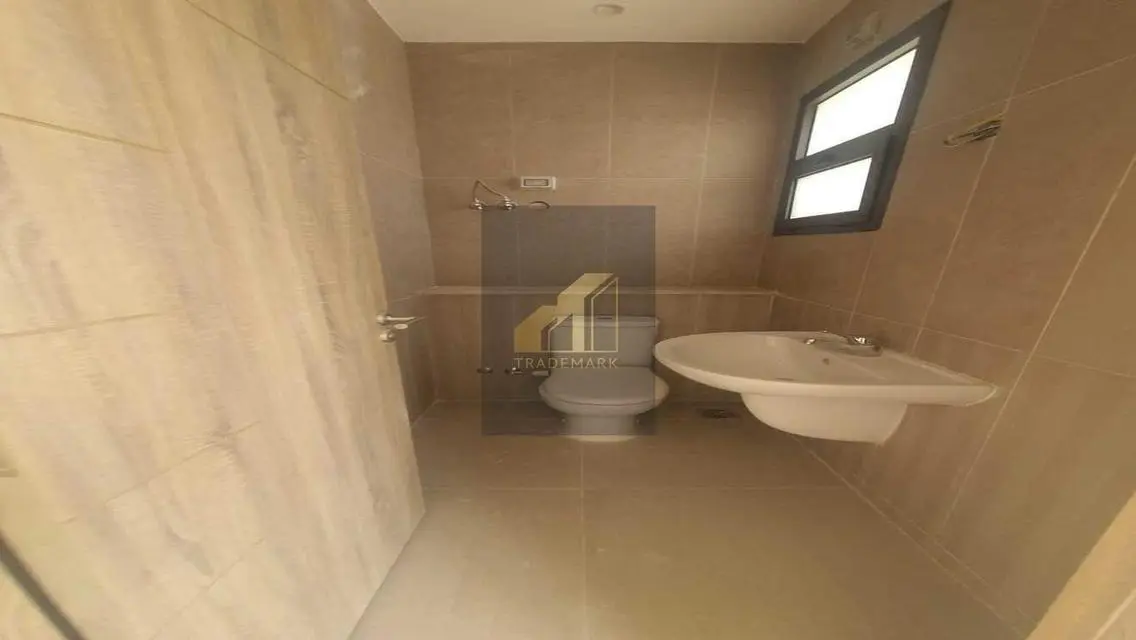 penthouse 175 m fully finished with ac/s low price