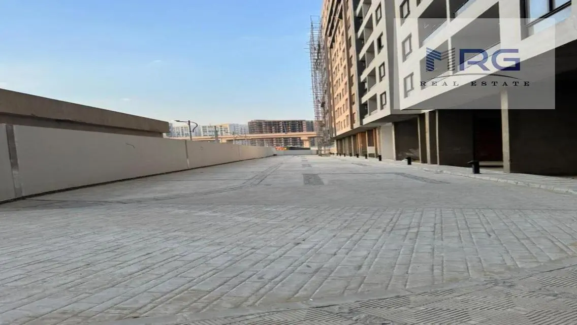مكتب لليبع ع طريق دائري المعادي دقائق من كارفور