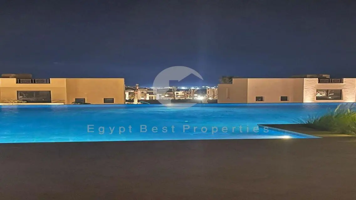 فيلا متشطبة على البحيرة بمقدم 0% في الجونة الجديدة