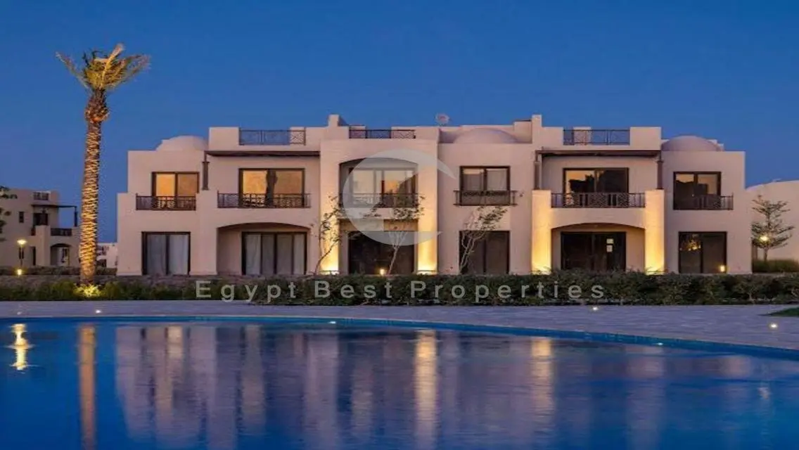 فيلا متشطبة على البحيرة بمقدم 0% في الجونة الجديدة