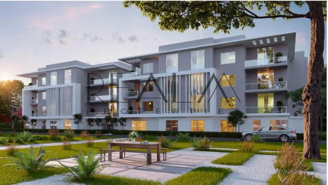 EARLY DELIVERY HOME UNIQUE DESIGN PRIME LOCATION